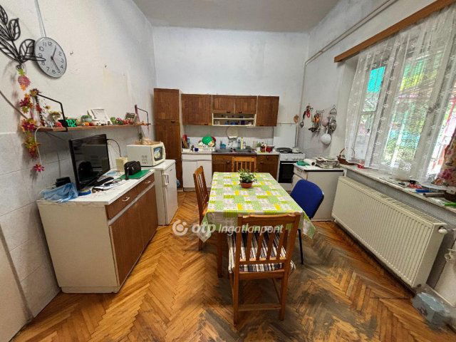 Eladó családi ház, Miskolcon 32.9 M Ft, 2 szobás