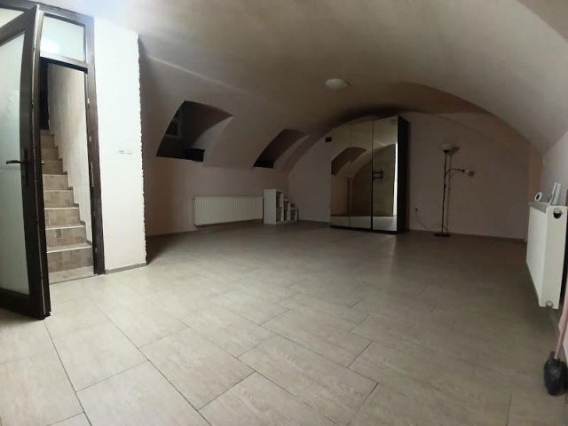 Eladó üzlethelyiség, Budapesten, VIII. kerületben 34.5 M Ft