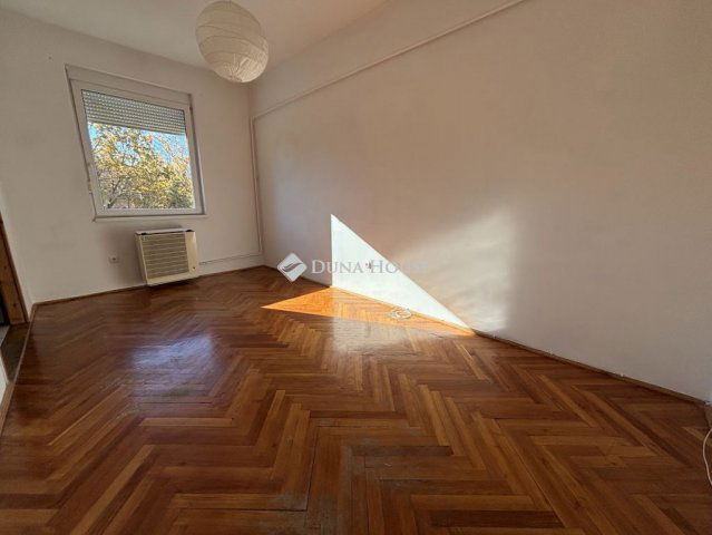 Kiadó téglalakás, albérlet, Veszprémben 150 E Ft / hó