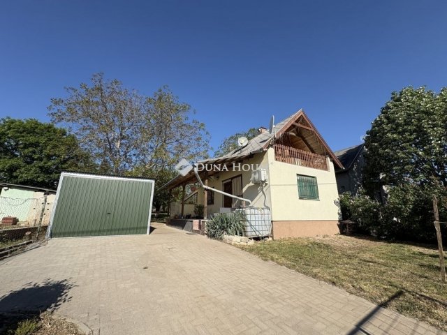 Eladó nyaraló, Zámolyon 22.4 M Ft, 2 szobás