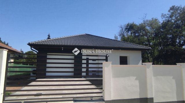 Eladó családi ház, Érden 145 M Ft, 4 szobás