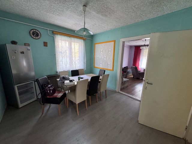 Eladó családi ház, Gödöllőn 67.7 M Ft, 3 szobás