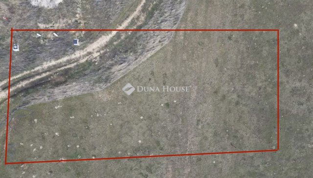 Eladó telek, Szentkirályszabadján 42.5 M Ft