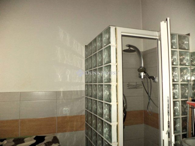 Eladó téglalakás, Budapesten, VIII. kerületben 88.7 M Ft