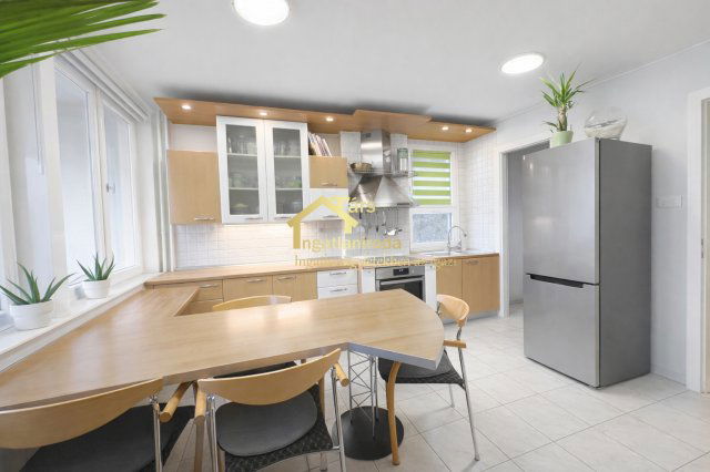 Eladó téglalakás, Budapesten, III. kerületben 164.5 M Ft