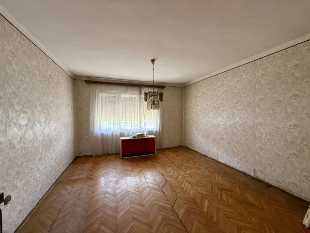 Eladó családi ház, Szerencsen 19 M Ft, 3 szobás