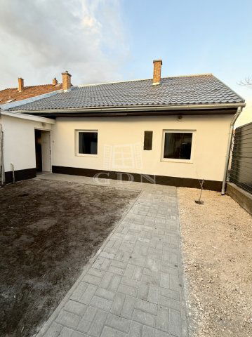 Eladó családi ház, Budapesten, XX. kerületben 56.9 M Ft