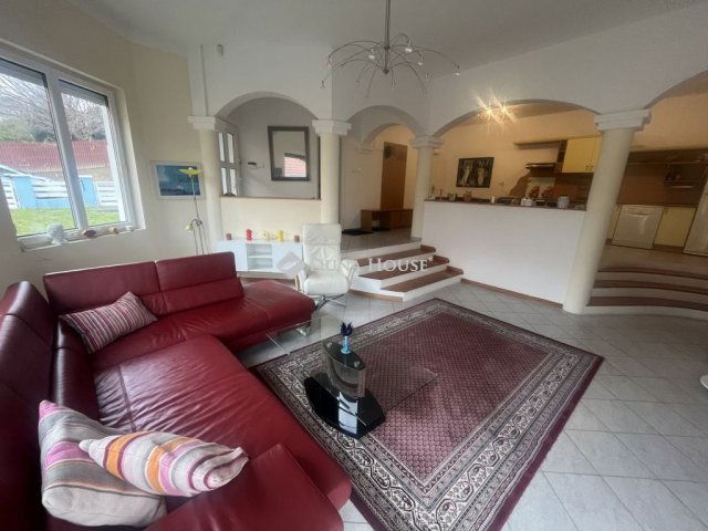 Eladó családi ház, Gyenesdiáson 140.829 M Ft, 4 szobás