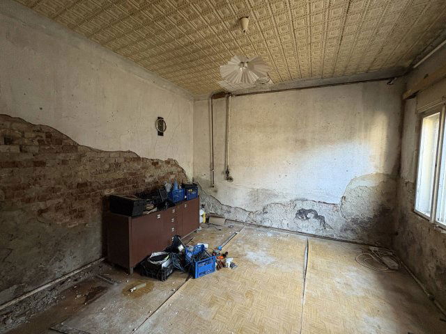 Eladó családi ház, Miskolcon 20.9 M Ft, 2 szobás