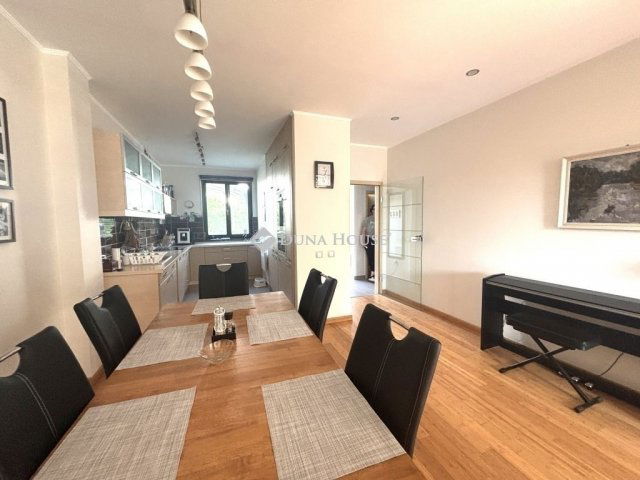 Eladó családi ház, Pécelen 129 M Ft, 5 szobás