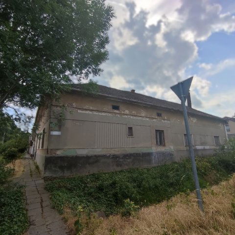 Eladó családi ház, Hódmezővásárhelyen 51 M Ft, 4 szobás