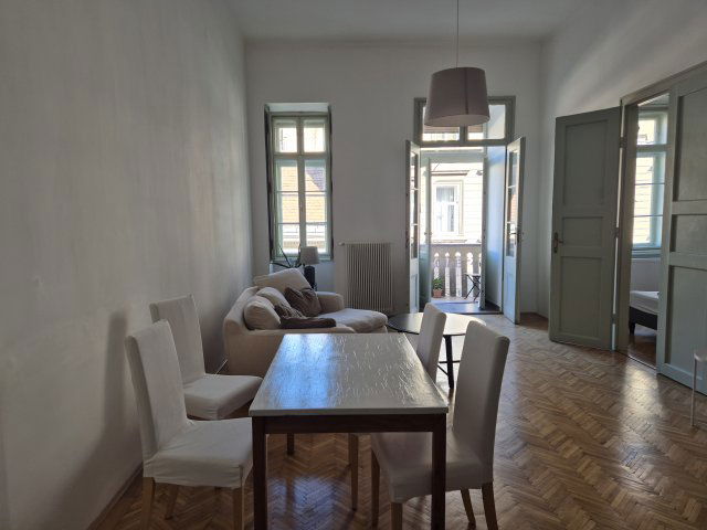 Eladó téglalakás, Budapesten, VII. kerületben, Csányi utcában