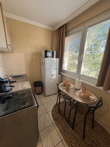 Kiadó téglalakás, albérlet, Debrecenben 220 E Ft / hó, 2 szobás