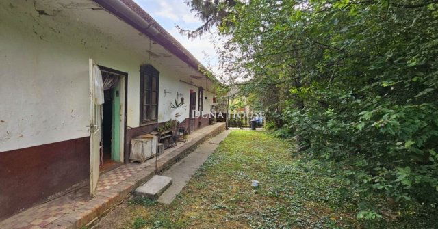 Eladó családi ház, Véménden 14.99 M Ft, 2 szobás