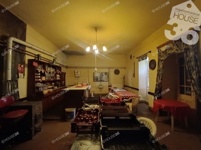 Eladó családi ház, Pálmonostorán 12.9 M Ft, 2 szobás