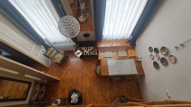 Kiadó téglalakás, albérlet, Budapesten, VI. kerületben