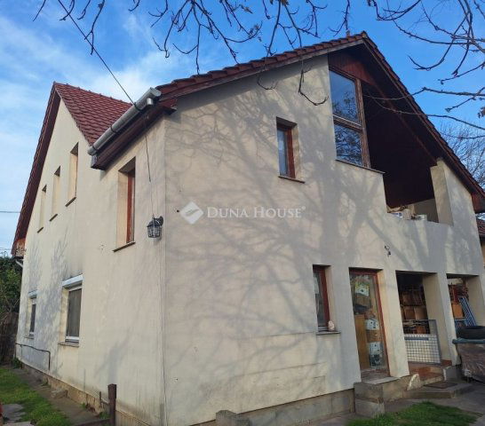 Eladó téglalakás, Gyálon 74.9 M Ft, 4 szobás