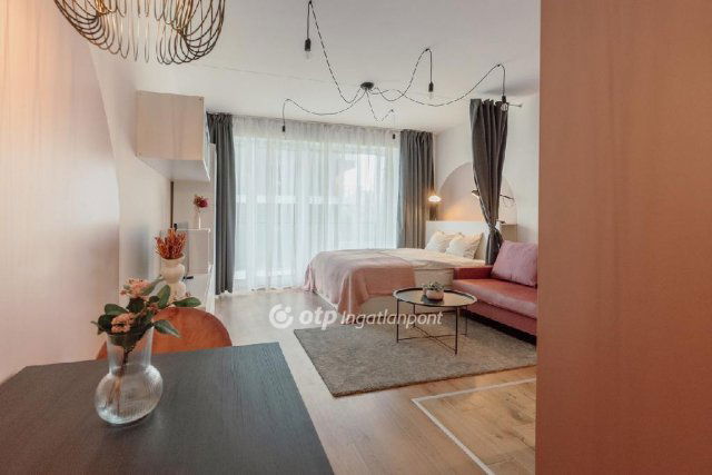 Eladó téglalakás, Budapesten, III. kerületben 85 M Ft, 1 szobás