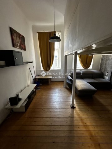 Eladó téglalakás, Budapesten, VIII. kerületben 38.9 M Ft