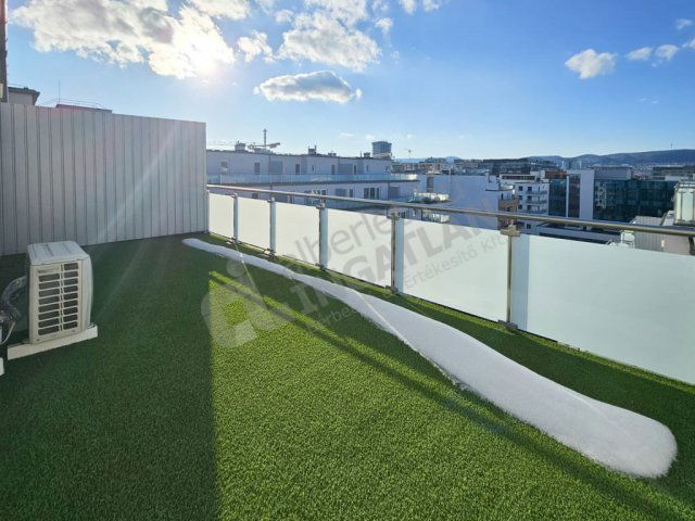 Kiadó téglalakás, albérlet, XIII. kerületben, Röppentyű utcában