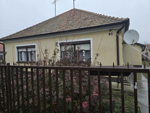 Eladó családi ház, Várbalogon 48 M Ft, 3 szobás