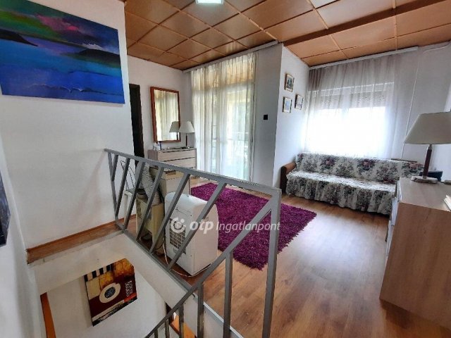 Eladó sorház, Keszthelyen 115 M Ft, 4+1 szobás