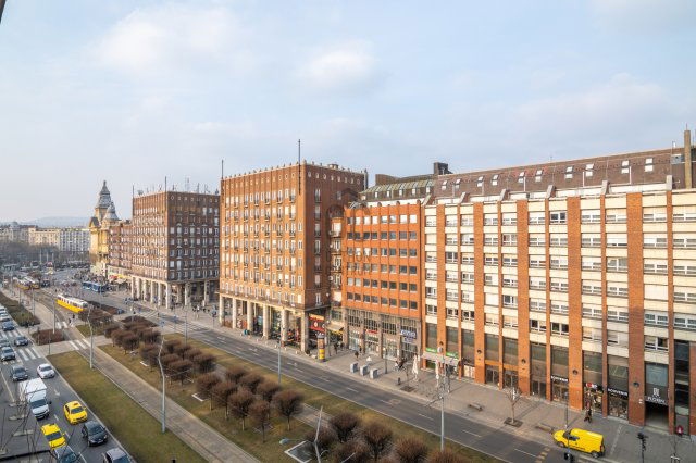 Eladó téglalakás, Budapesten, V. kerületben 179.9 M Ft, 3 szobás
