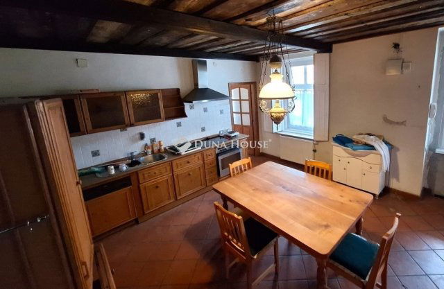 Eladó családi ház, Tökön 115 M Ft, 4 szobás