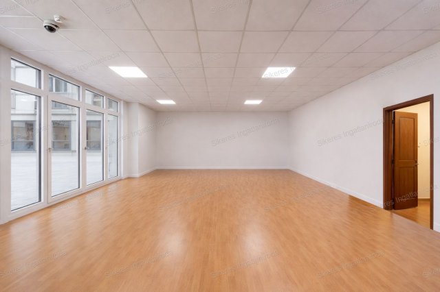 Eladó üzlethelyiség, Tatabányán 79 M Ft, 1 szobás