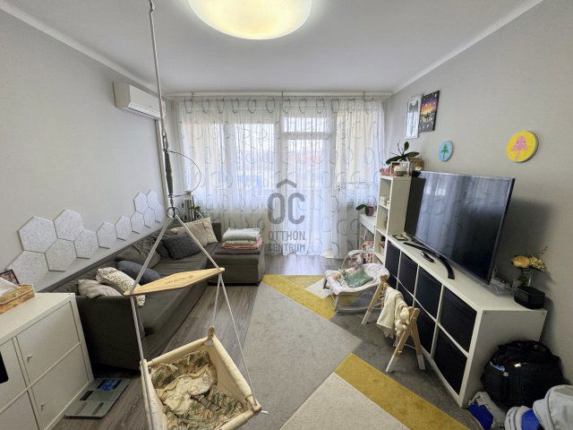 Eladó panellakás, Gödöllőn, Szent István téren 66.5 M Ft