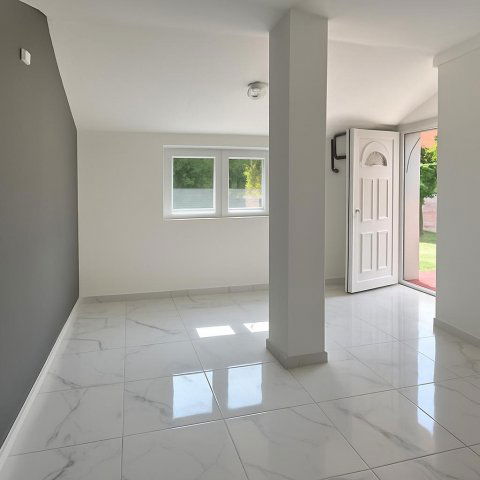 Eladó családi ház, Szigetszentmiklóson 58 M Ft, 1+2 szobás