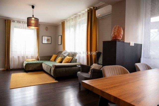 Eladó családi ház, Gyálon 129.9 M Ft, 4 szobás