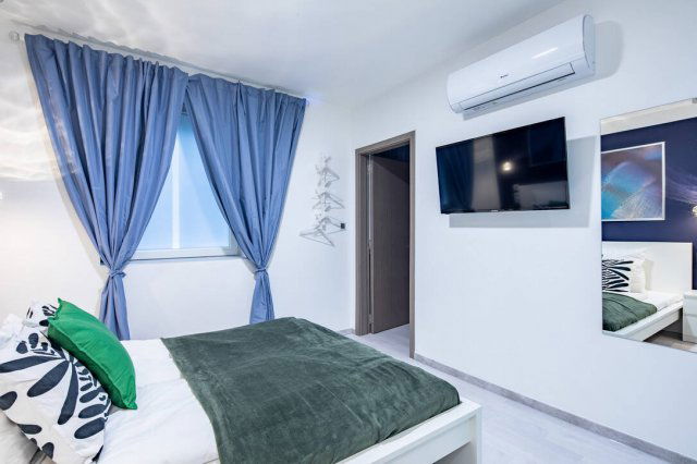 Eladó téglalakás, Budapesten, VI. kerületben 100 M Ft, 3 szobás