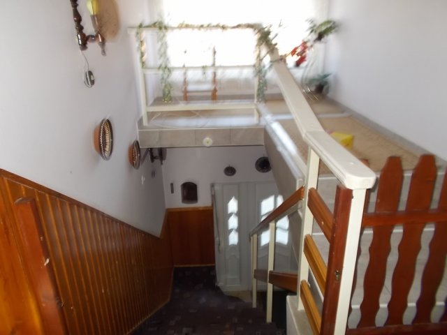 Eladó családi ház, Ózdon 15.5 M Ft, 4 szobás
