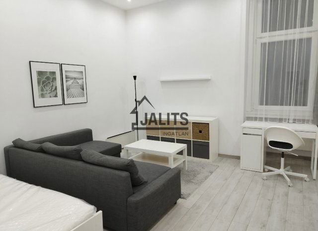 Kiadó téglalakás, albérlet, Budapesten, VII. kerületben