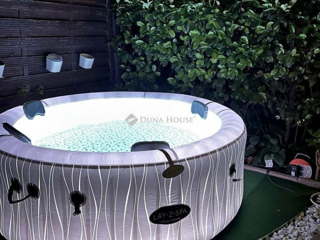 Eladó téglalakás, Gödön 125 M Ft, 4 szobás