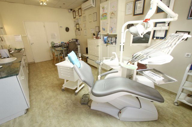 Eladó üzlethelyiség, Üllőn 60 M Ft, 2 szobás