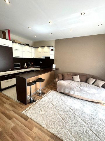 Eladó téglalakás, Budapesten, IV. kerületben 78.9 M Ft