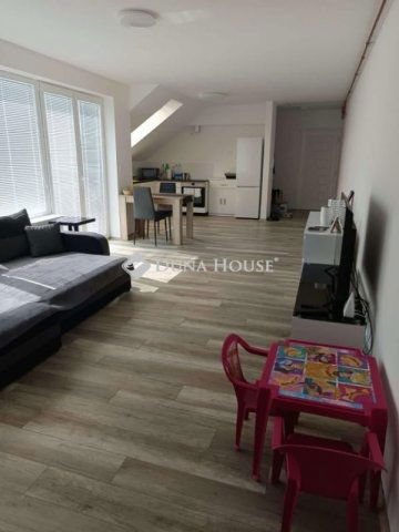 Eladó téglalakás, Kozármislenyen 72.4 M Ft, 3 szobás