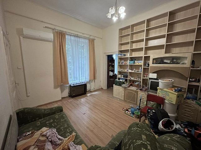 Eladó téglalakás, Budapesten, VII. kerületben, Dob utcában