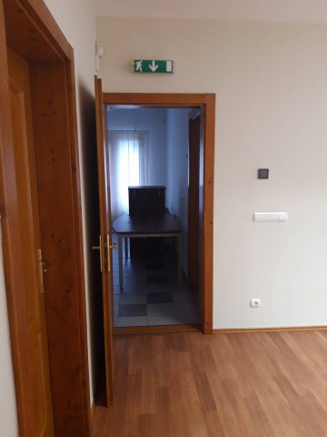 Kiadó iroda, Budaörsön 150 E Ft / hó / költözzbe.hu