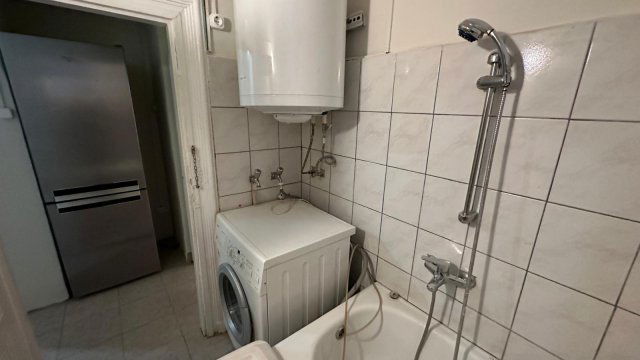 Kiadó téglalakás, albérlet, V. kerületben, Hold utcában