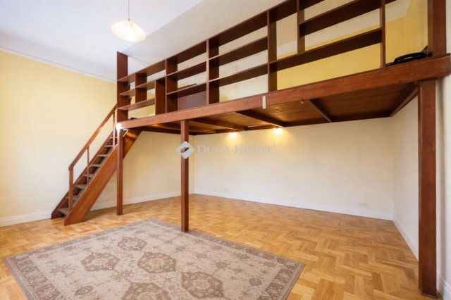 Eladó téglalakás, Budapesten, V. kerületben 45.5 M Ft, 1 szobás