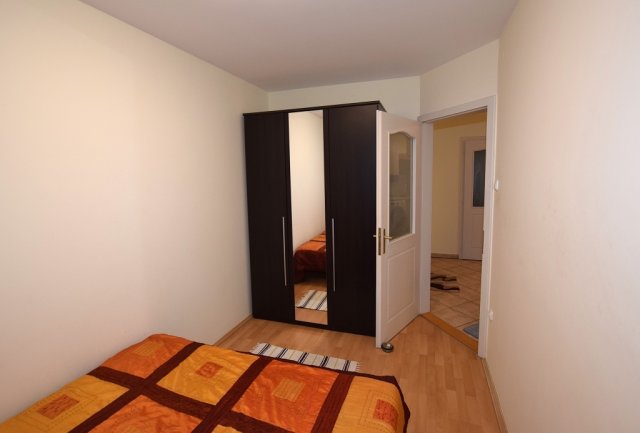 Kiadó téglalakás, albérlet, Debrecenben 260 E Ft / hó, 2 szobás