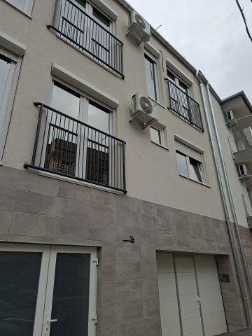 Kiadó téglalakás, albérlet, Szolnokon 200 E Ft / hó, 2 szobás