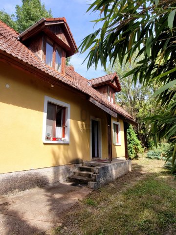 Eladó családi ház, Csipkereken 44.99 M Ft, 5 szobás
