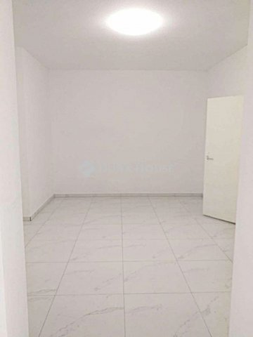 Eladó családi ház, Kecskeméten 29 M Ft, 1 szobás