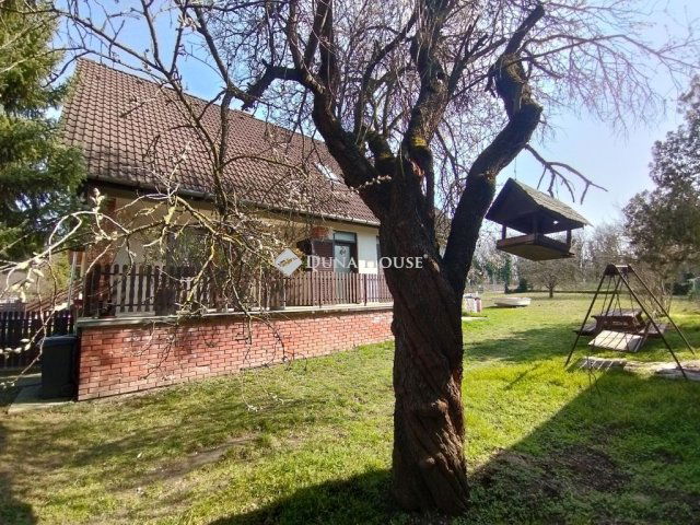 Eladó családi ház, Gárdonyban 108 M Ft, 6 szobás