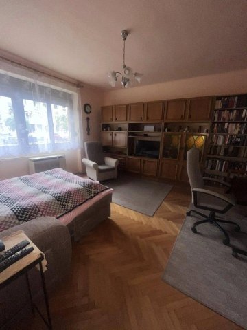 Eladó téglalakás, Salgótarjánban 15.9 M Ft, 3 szobás