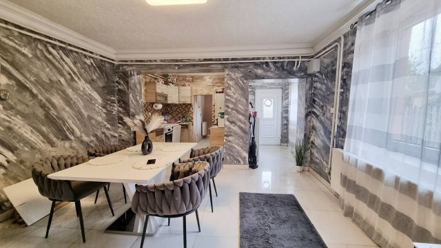Eladó családi ház, Nyíregyházán 65 M Ft, 3 szobás